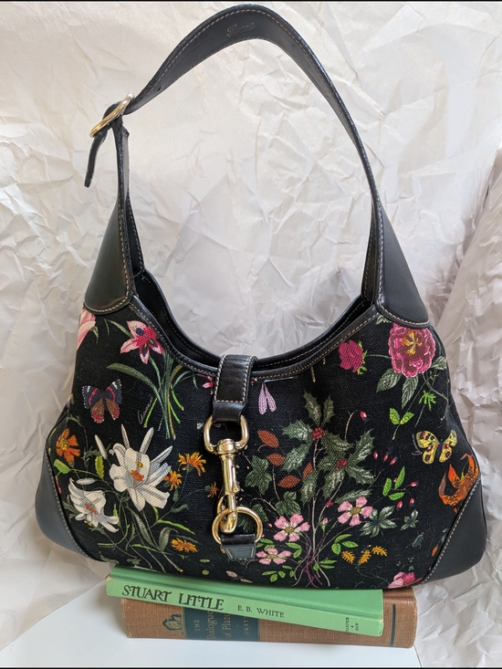 Gucci Handbags - Authentic Vintage GUCCI Flora Jackie O Bouvier Hobo Bag